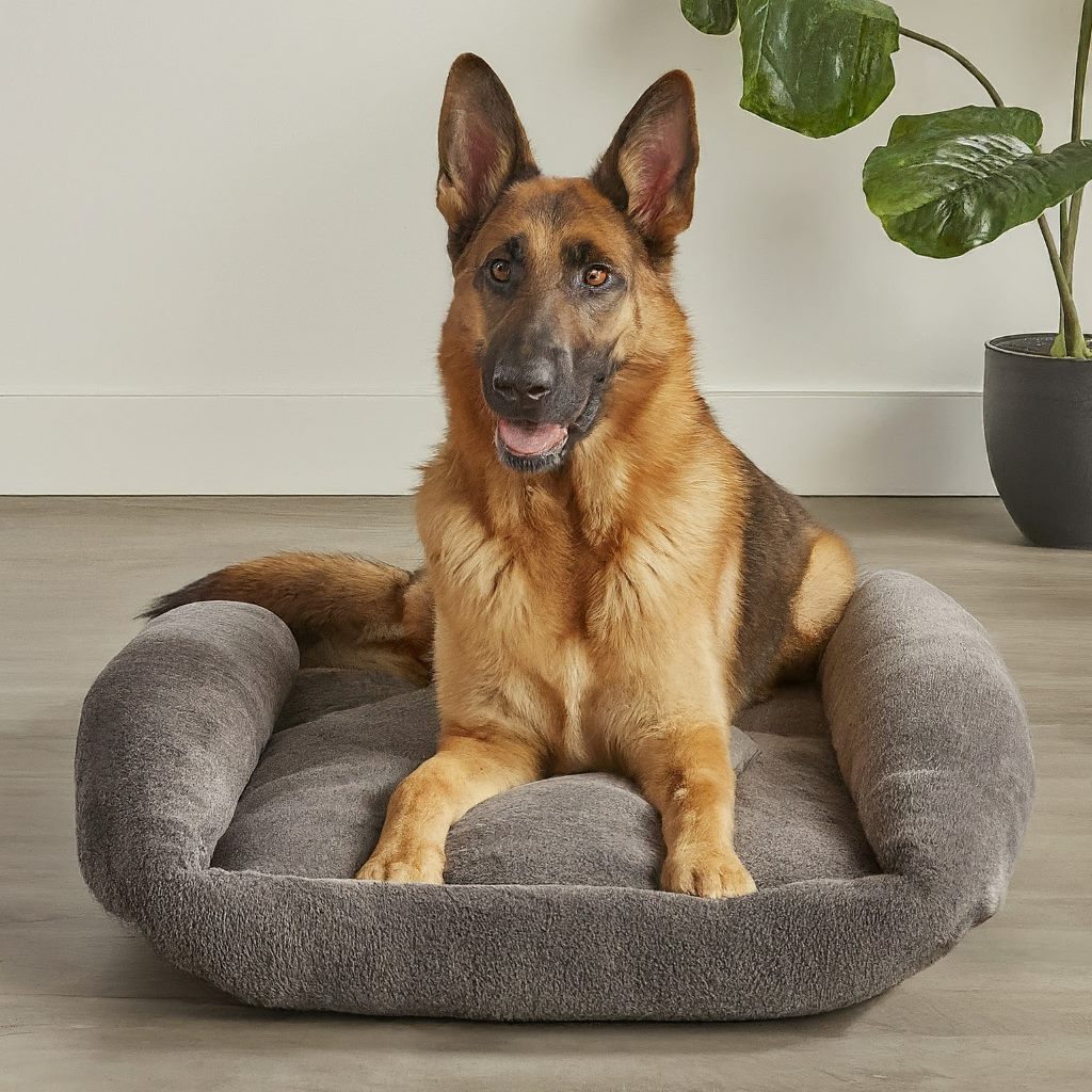 How To Make A Dog Bed With A Bolster Side?